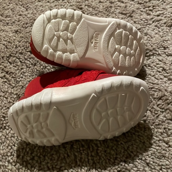 Zara - Picture 3 of 3